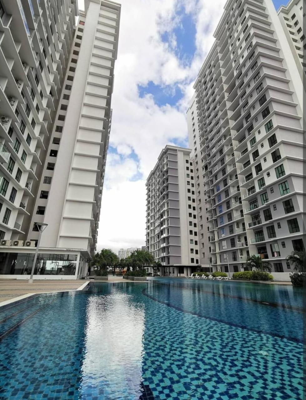Platino 4Bedrooms Paradigm Mall Netflix By Stay Johor Bahru Kültér fotó